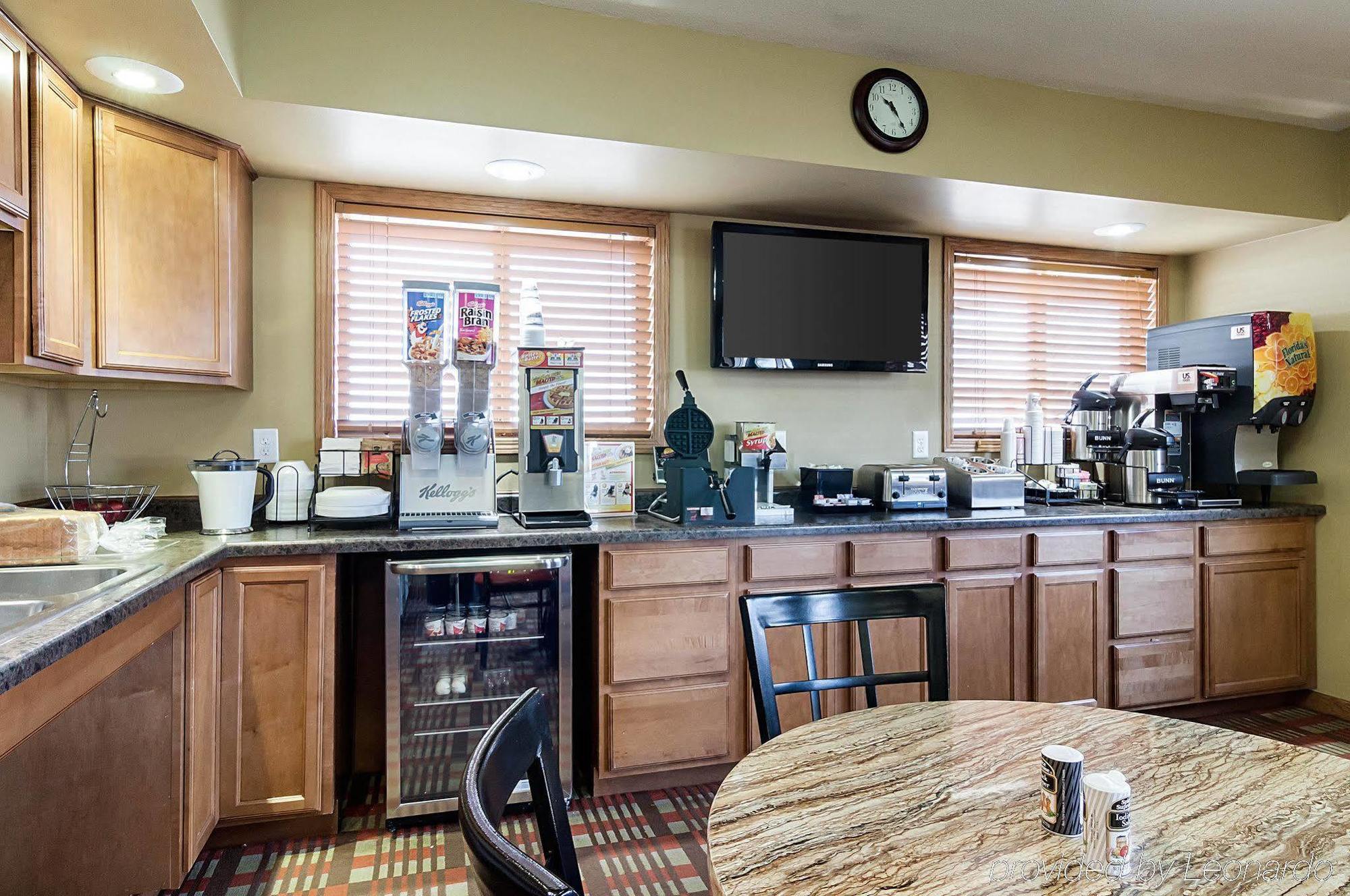 Econo Lodge Jamestown Luaran gambar