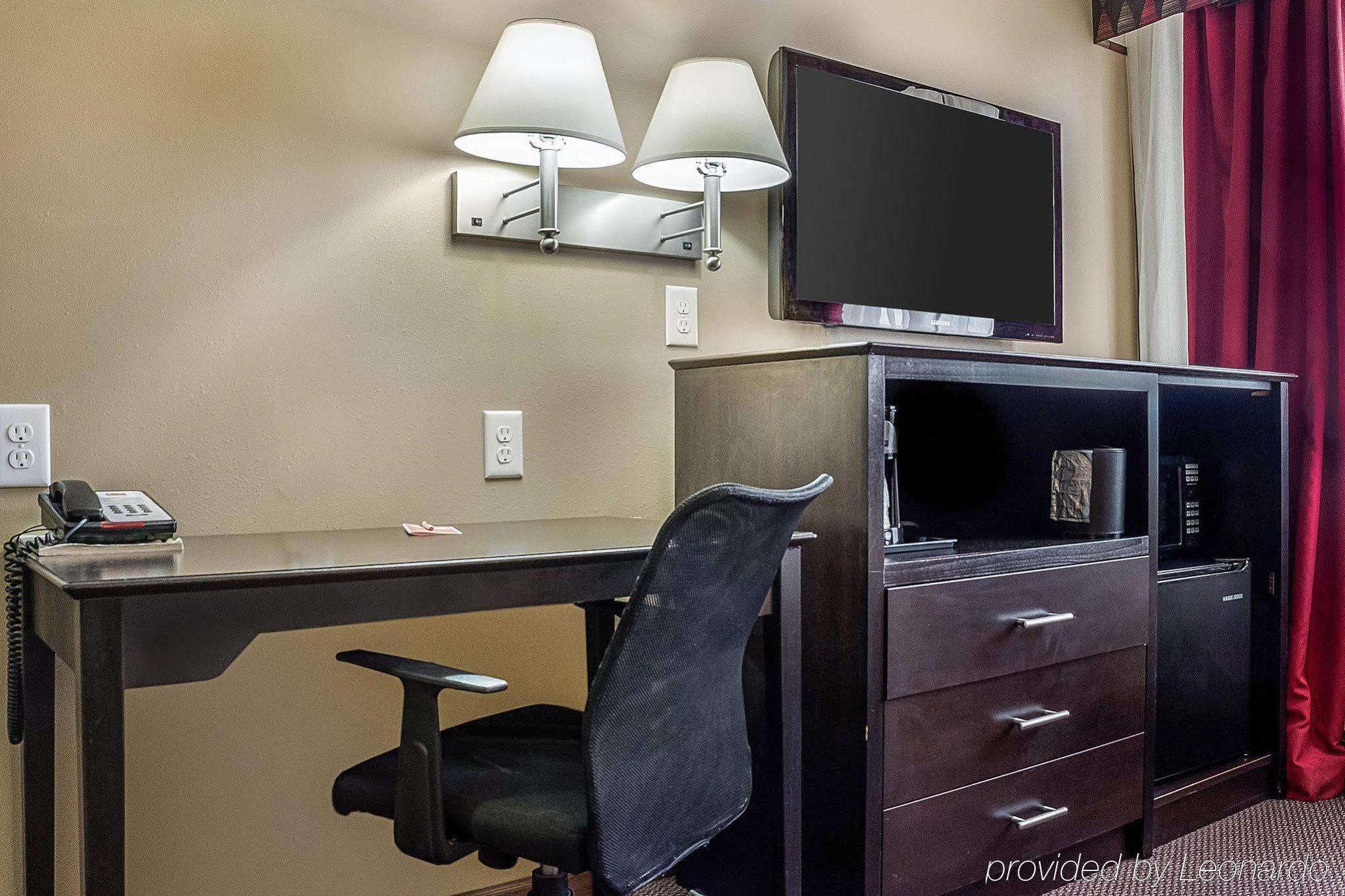 Econo Lodge Jamestown Luaran gambar